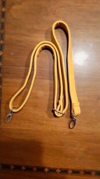 Borsa Carpisa con manici e tracolla regolabile