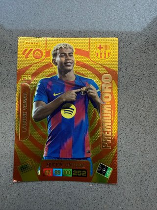 Carta Panini FCB Lamine Yamal Premium Oro