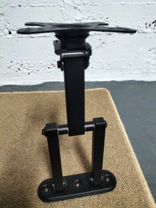 Soporte de pared para TV articulado