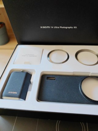 Xiaomi 14 Ultra + Kit Fotográfico 512GB