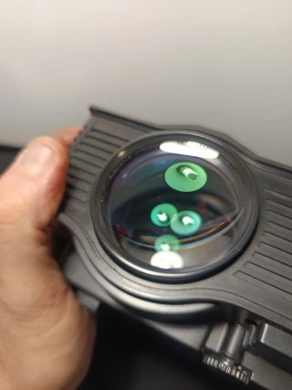 Mini proyector LED UNIC