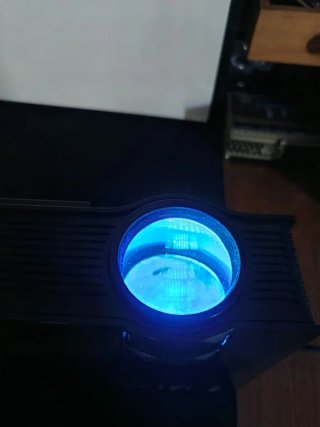 Mini proyector LED UNIC