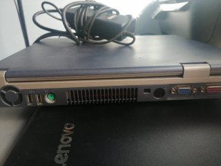 Portátil AIRIS Pentium 4 1.800 Mhz