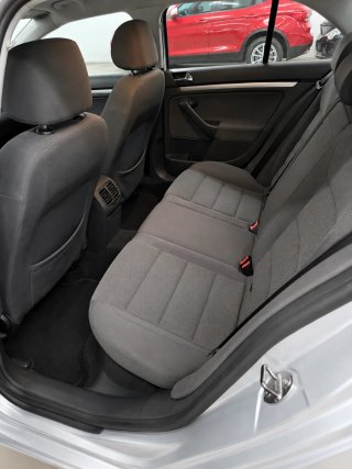 Volkswagen Golf 2004