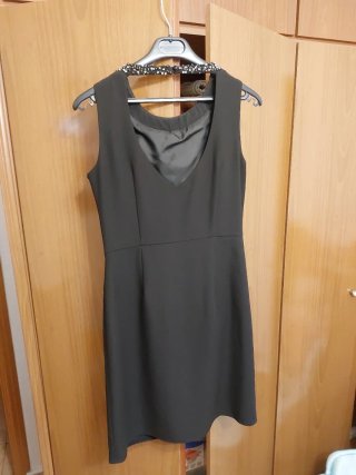 Vestido negro fiesta con pedrería