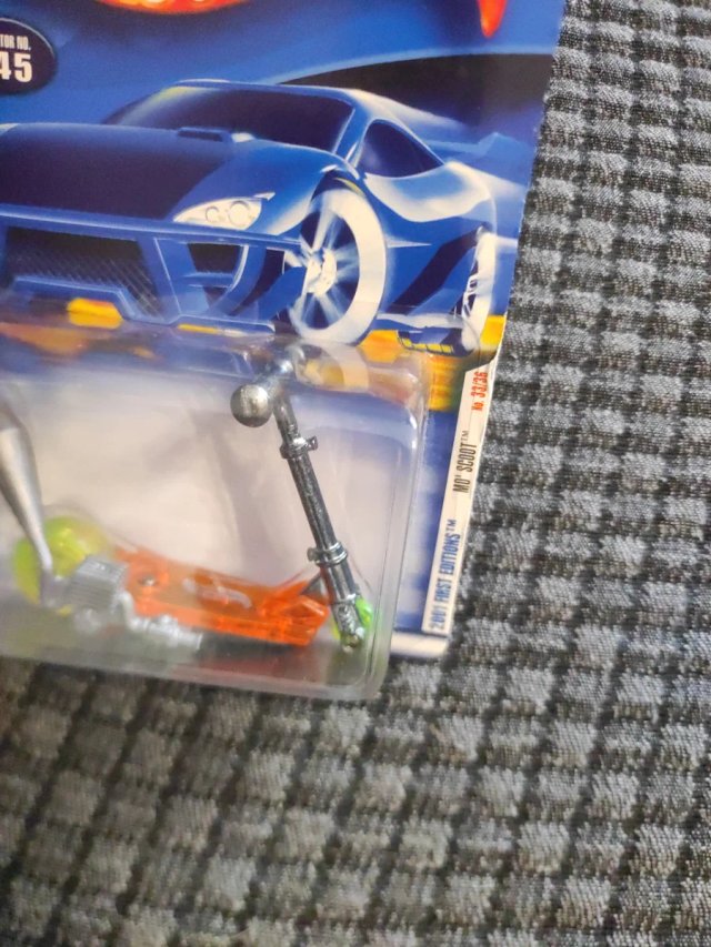 Hot Wheels MO' SCOOT 2001 1st Edition 33/36