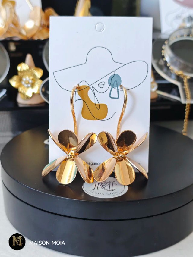 Pendientes Flor Abeja Dorados