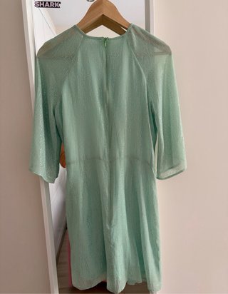 Vestido Baimih verde con detalles dorados