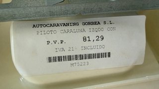 Piloto trasero Hella Caraluna Izquierdo