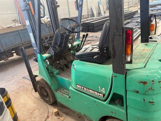Carretilla elevadora Mitsubishi 14
