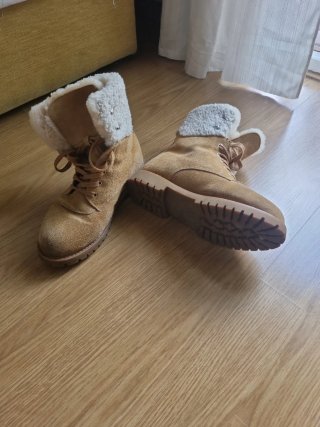 Botas UGG Beige Talla 41 Borrego
