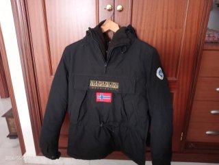 Chaquetón Napapijri Negro