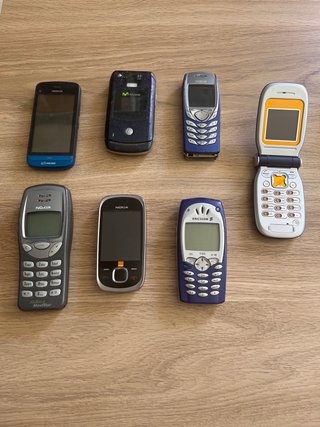 Lote mobiles viejos