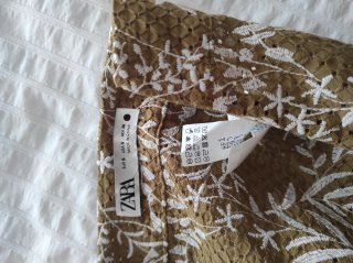 Falda Zara bordada