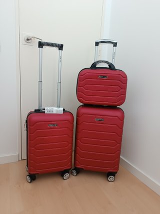 Conjunto,set,lote,juego,oferta de cuatro maletas