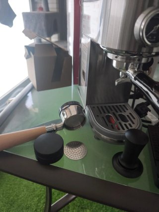 Cafetera y Molino HiBREW H10B G5