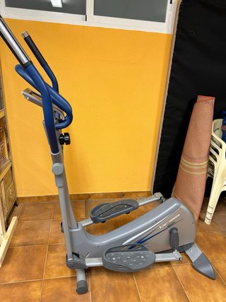 Bicicleta Elíptica BH Fitness