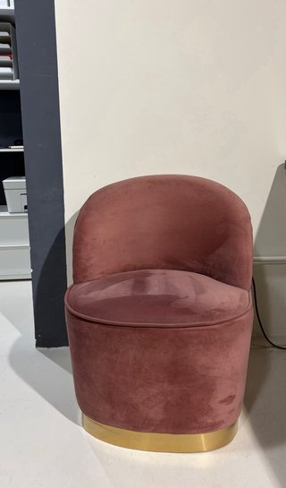 Poltroncina velluto rosa Maison du Monde