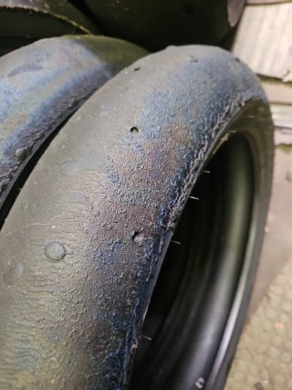 Neumáticos de circuito
