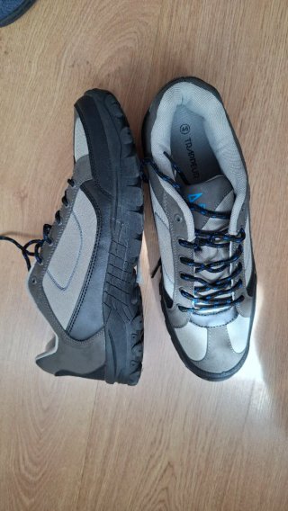 Zapatos Trekking Trapper Talla 46 Nuevos sin uso