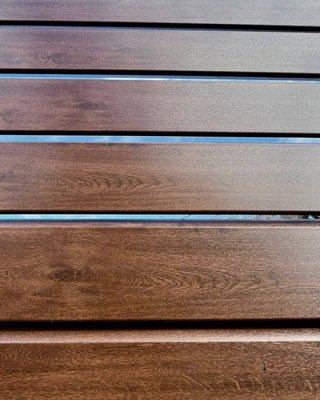 Valla PVC color nogal Empotrada