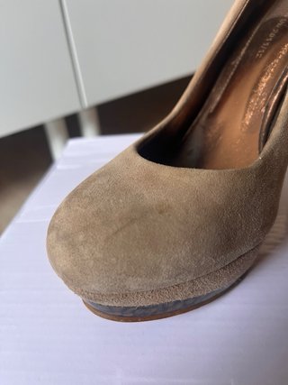 Zapatos de tacón beige talla 39