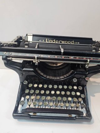 Máquina de Escribir Underwood 3-14
