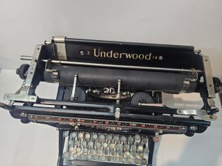 Máquina de Escribir Underwood 3-14