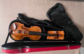 Violín Antonius Stradivarius Cremoenfis