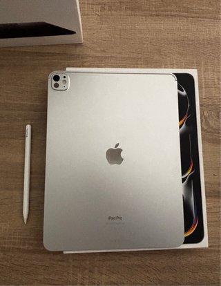 iPad Pro 13 M4 256GB + Pencil + Teclado