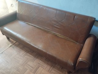 Sofá y 2 sillones