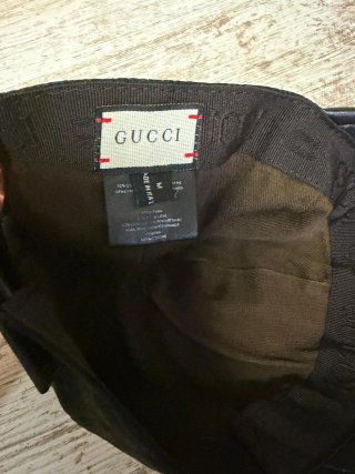 Gorra Gucci GG Negra y Marrón