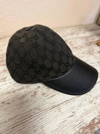 Gorra Gucci GG Negra y Marrón