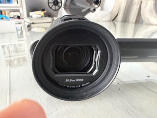 Videocámara Panasonic Full HD 48x Zoom