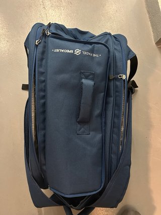 Paletero Bullpadel Advance Azul y Blanco