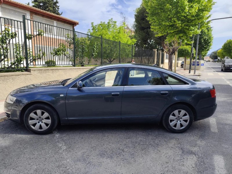 Audi A6 2006 - foto 1
