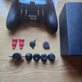 Mando SCUF Impact Negro y Rojo