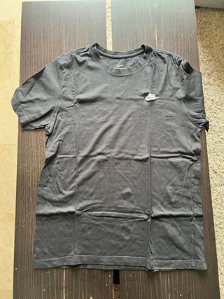 Lote de camisetas de chico Nike, Adidas, Levi’s, C