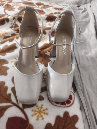 Zapatos de tacón ETIK beige