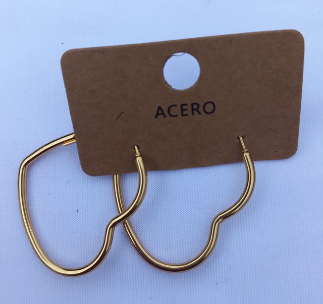 Pendientes Corazón Dorados