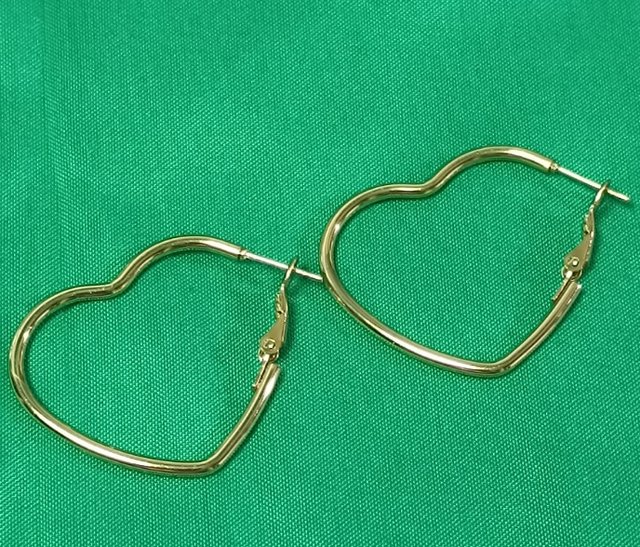 Pendientes Corazón Dorados