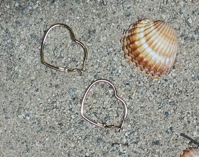 Pendientes Corazón Dorados