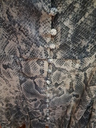 Vestido Zara estampado serpiente talla M