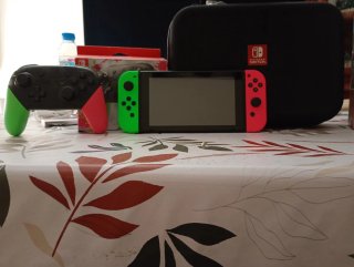 Mando Nintendo Switch Pro Controller Verde/Rojo