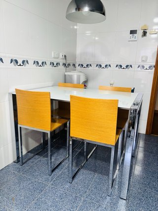 Mesa y 4 Sillas Cocina Cristal y Madera
