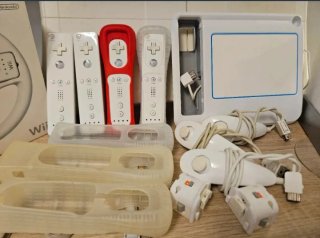Nintendo Wii + 15 Juegos + Wii Fit