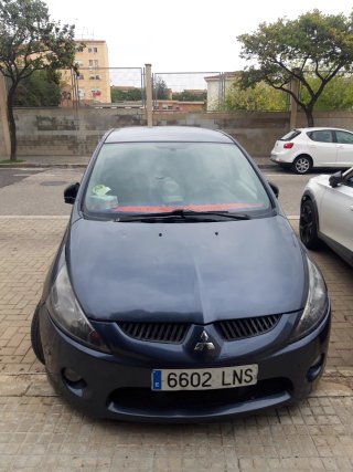 Mitsubishi Grandis 2007