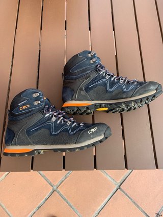Botas de montaña CMP Athunis WP Antracita