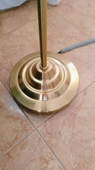 Lámpara de pie IKEA BAROMETER (Color Latón/Dorado)