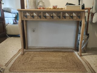 Mueble recibidor madera y yute sin usar